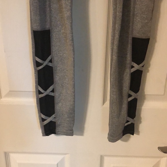 POP Fit leggings - Picture 3 of 5